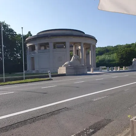 Le Du Mont De La Hutte