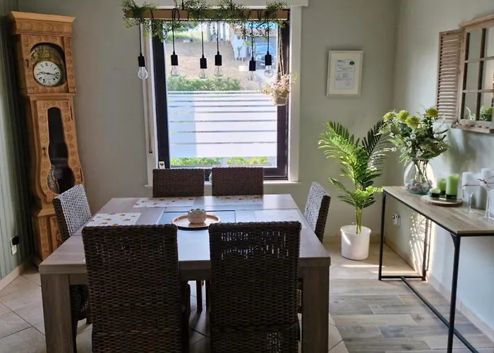 Le Du Mont De La Hutte Hébergement de vacances *