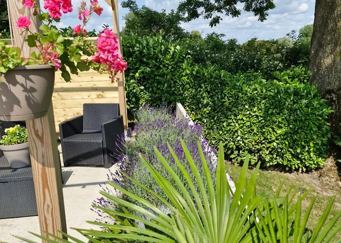 Le Du Mont De La Hutte Hébergement de vacances *